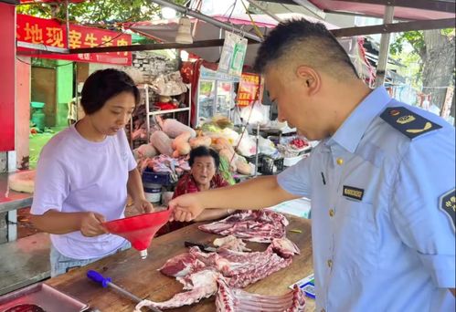 守護(hù)“菜籃子”安全，魏都區(qū)市監(jiān)局開展食用農(nóng)產(chǎn)品生鮮肉及“生鮮燈”專項(xiàng)檢查行動(dòng)